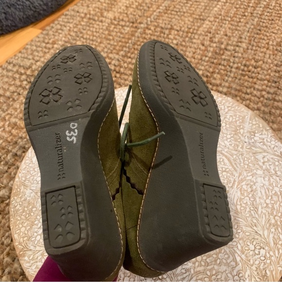 Naturalizer N5 Comfort Kaitlyn Green Wedge Bootie 7 - Picture 7 of 9